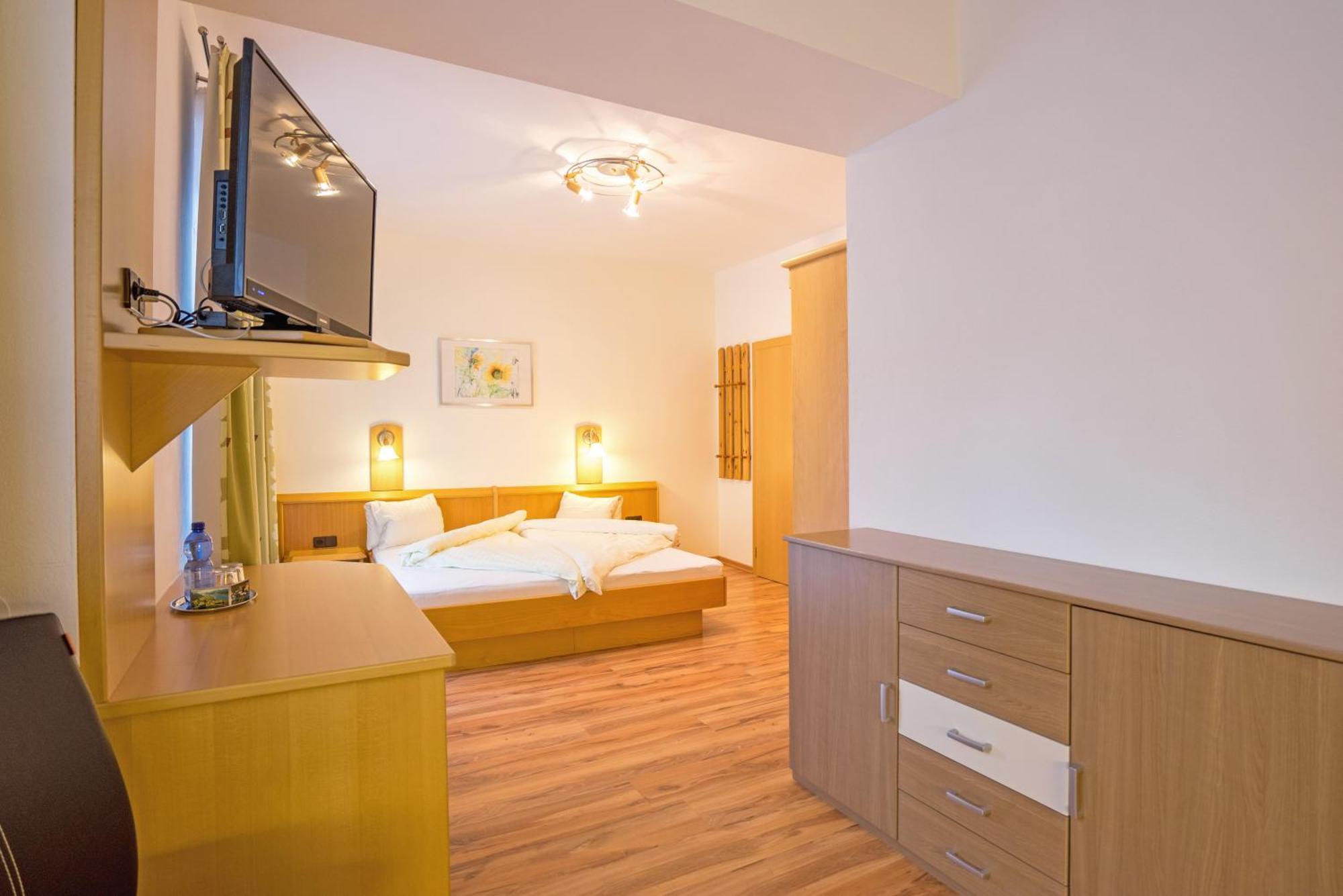 Haus Stampfer Hotel Weissensee Cameră foto